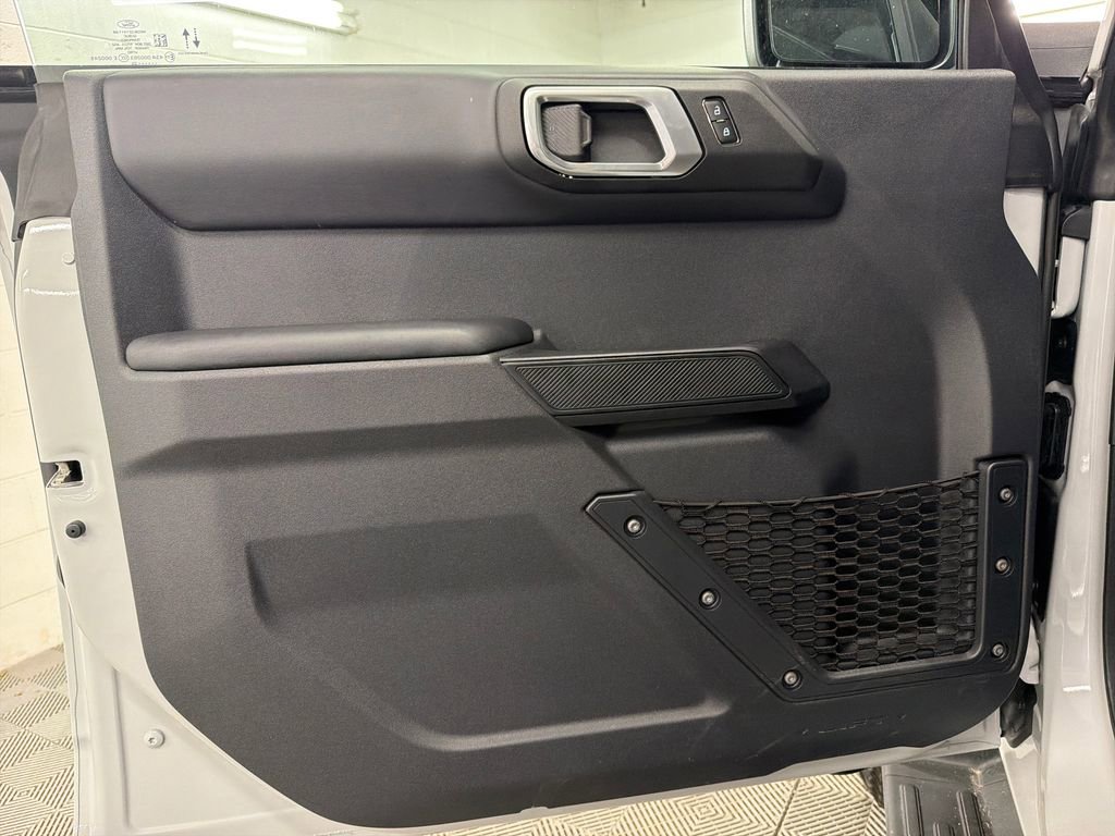 New 2026 Ford Bronco Outer Banks w/ Sasquatch Package AWD/4WD image 15