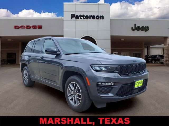 Used 2024 Jeep Grand Cherokee Limited w/ Black Appearance Package