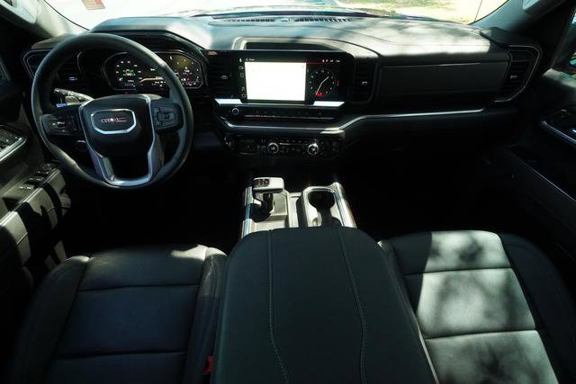 Used 2025 GMC Sierra 1500 SLT w/ SLT Premium Plus Package image 15