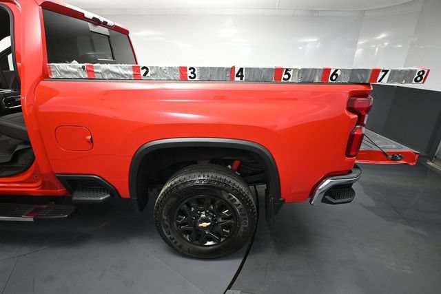 Used 2024 Chevrolet Silverado 2500 LTZ w/ LTZ Plus Package AWD/4WD image 9