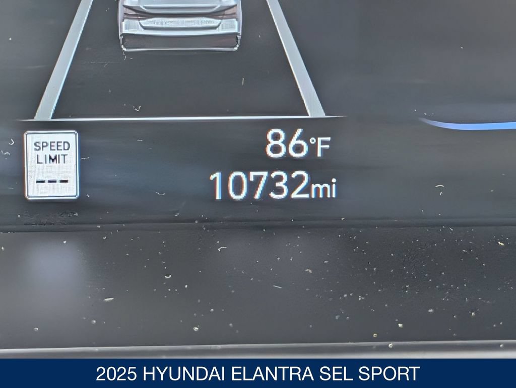 Certified 2025 Hyundai Elantra Sport FWD image 22