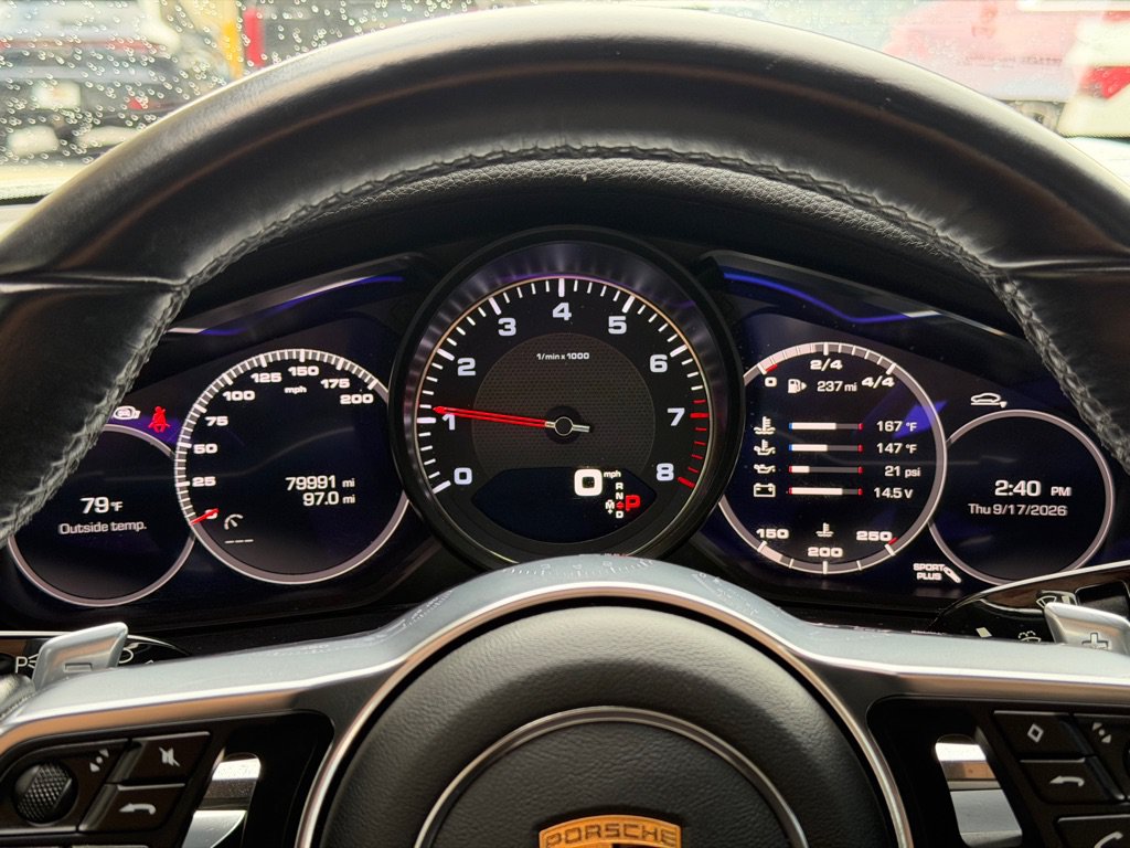 Used 2017 Porsche Panamera 4S AWD/4WD image 33