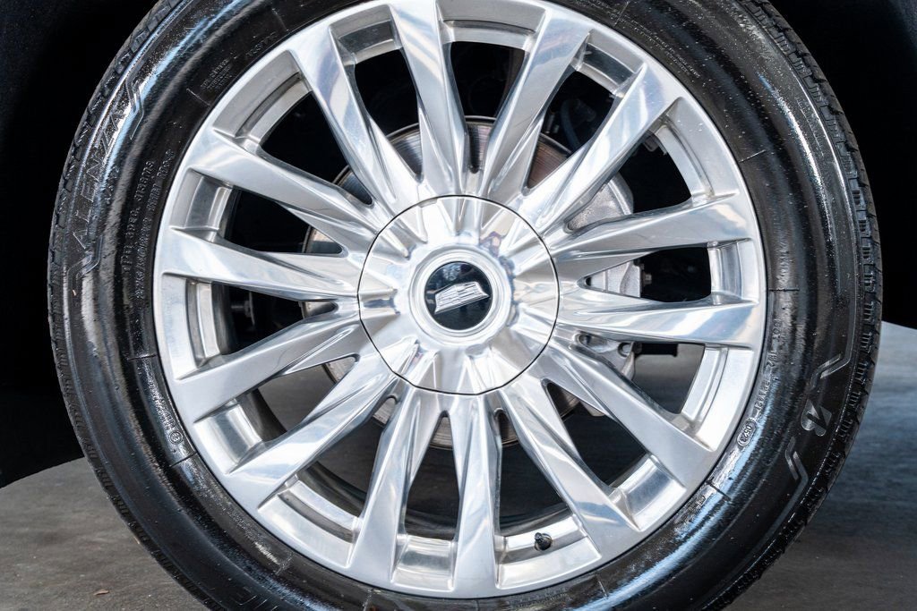 Used 2023 Cadillac Escalade Premium Luxury w/ LPO, Floor Liner Package image 10