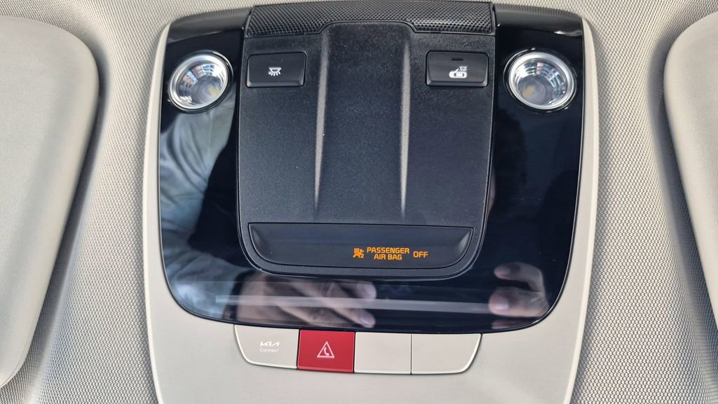 New 2025 Kia EV6 Light image 24