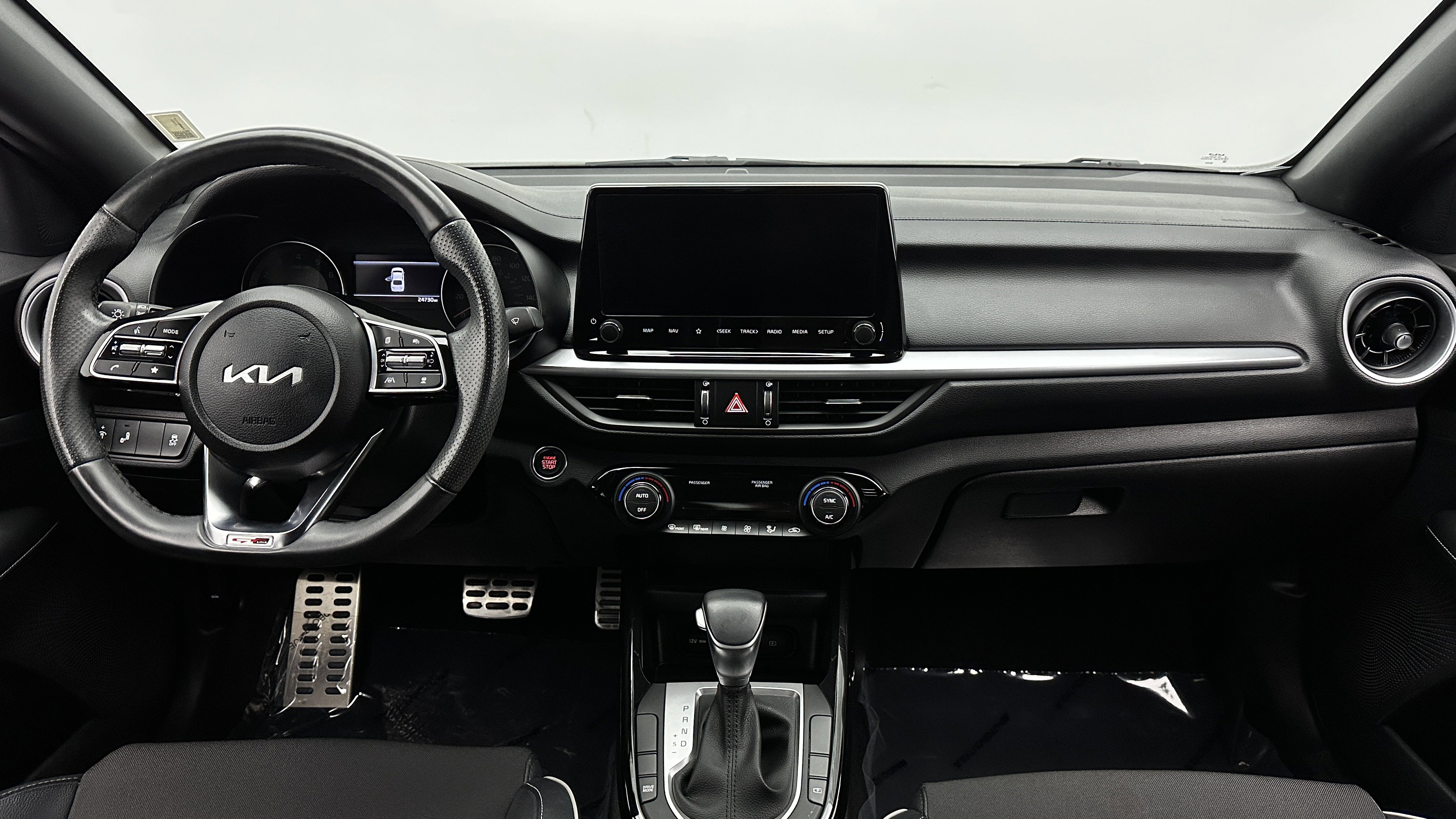 Used 2023 Kia Forte GT-Line w/ GT-Line Technology Package image 22