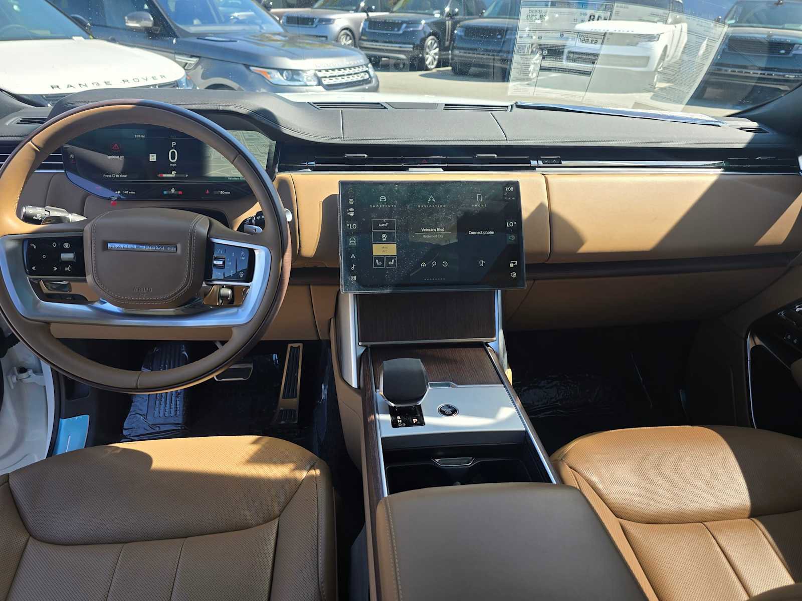 New 2025 Land Rover Range Rover Long Wheelbase SE image 24