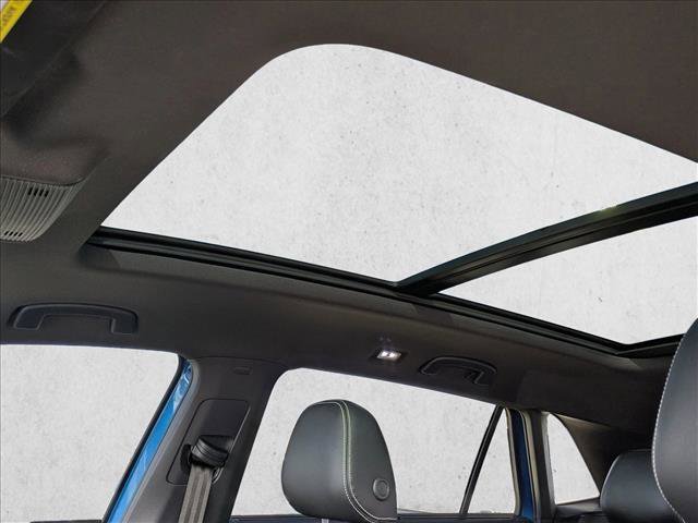 Used 2024 Volkswagen Atlas Cross Sport SE image 13