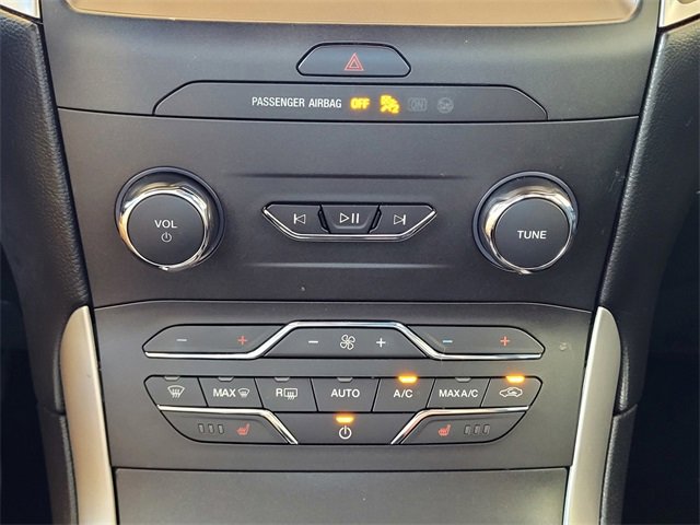 Used 2020 Ford Edge ST-Line image 25