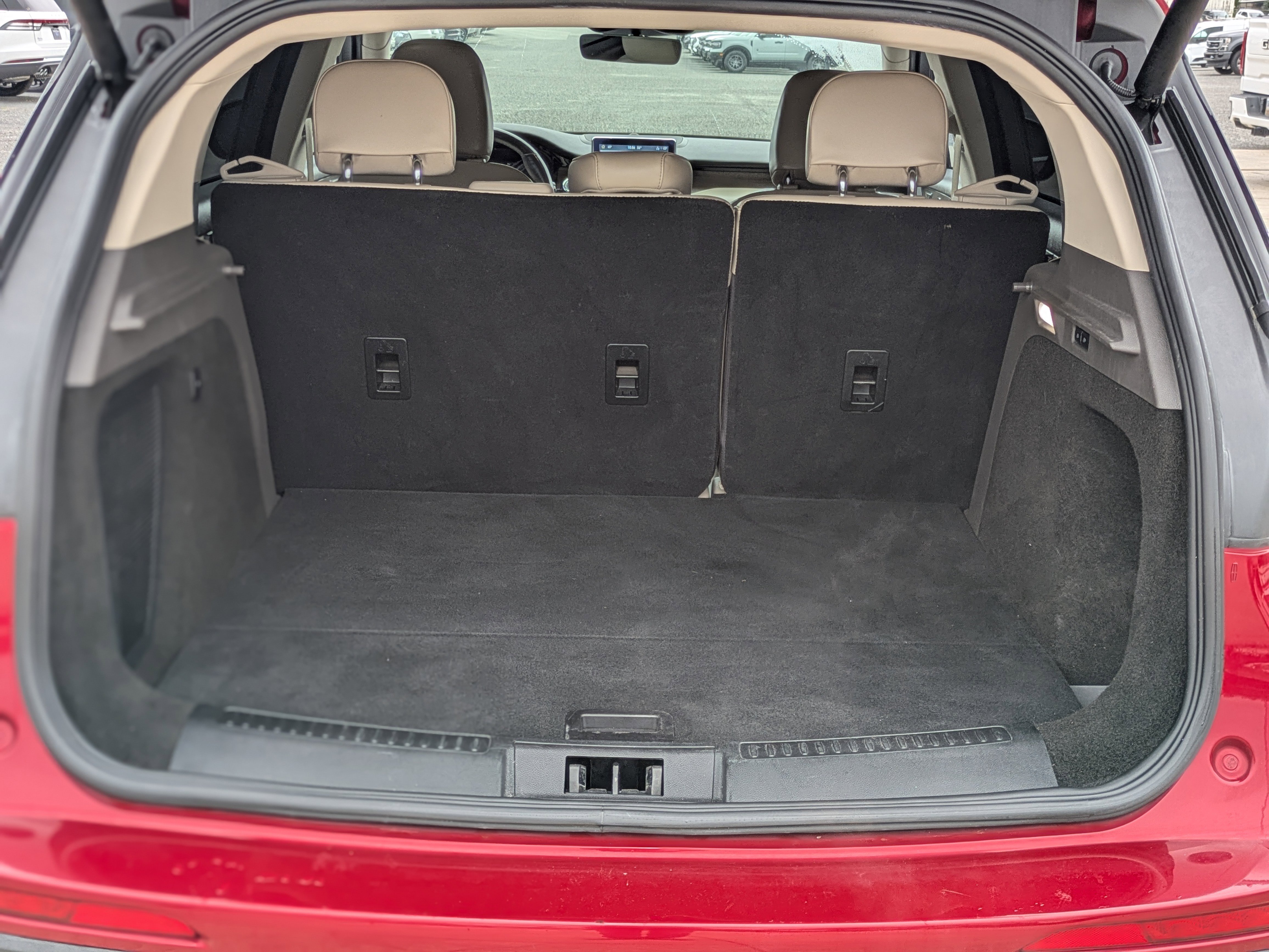 Used 2021 Lincoln Corsair Reserve image 10