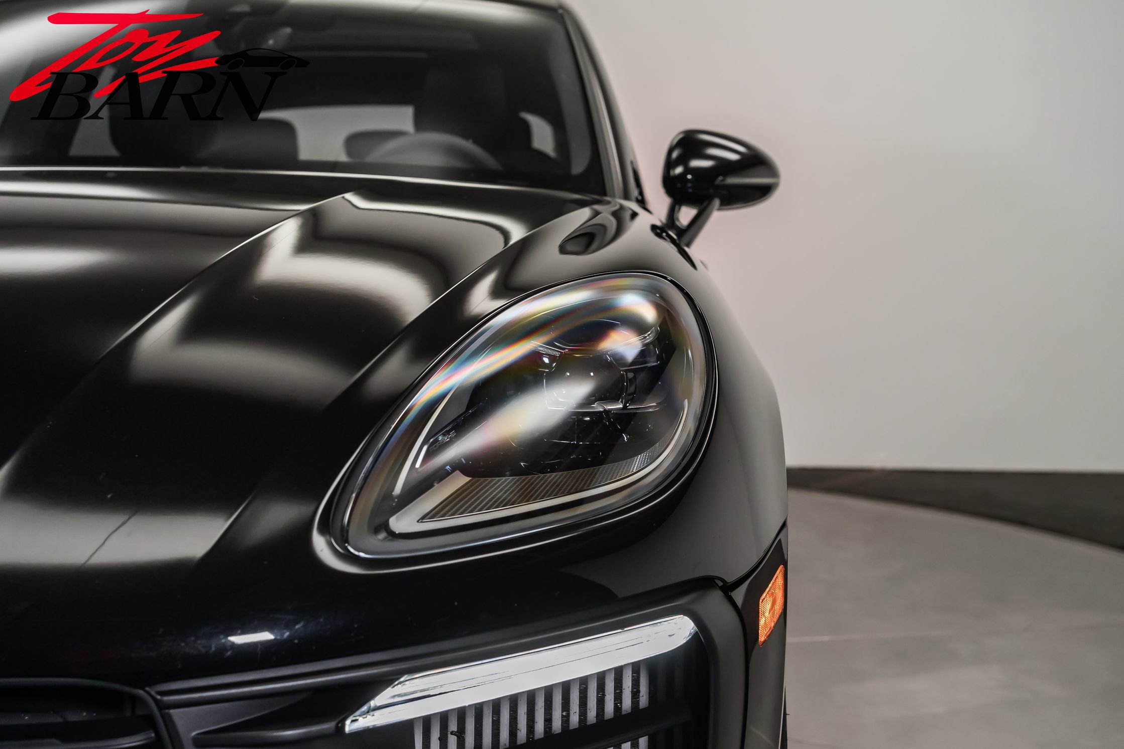 Used 2023 Porsche Macan GTS w/ GTS Sport Package image 10