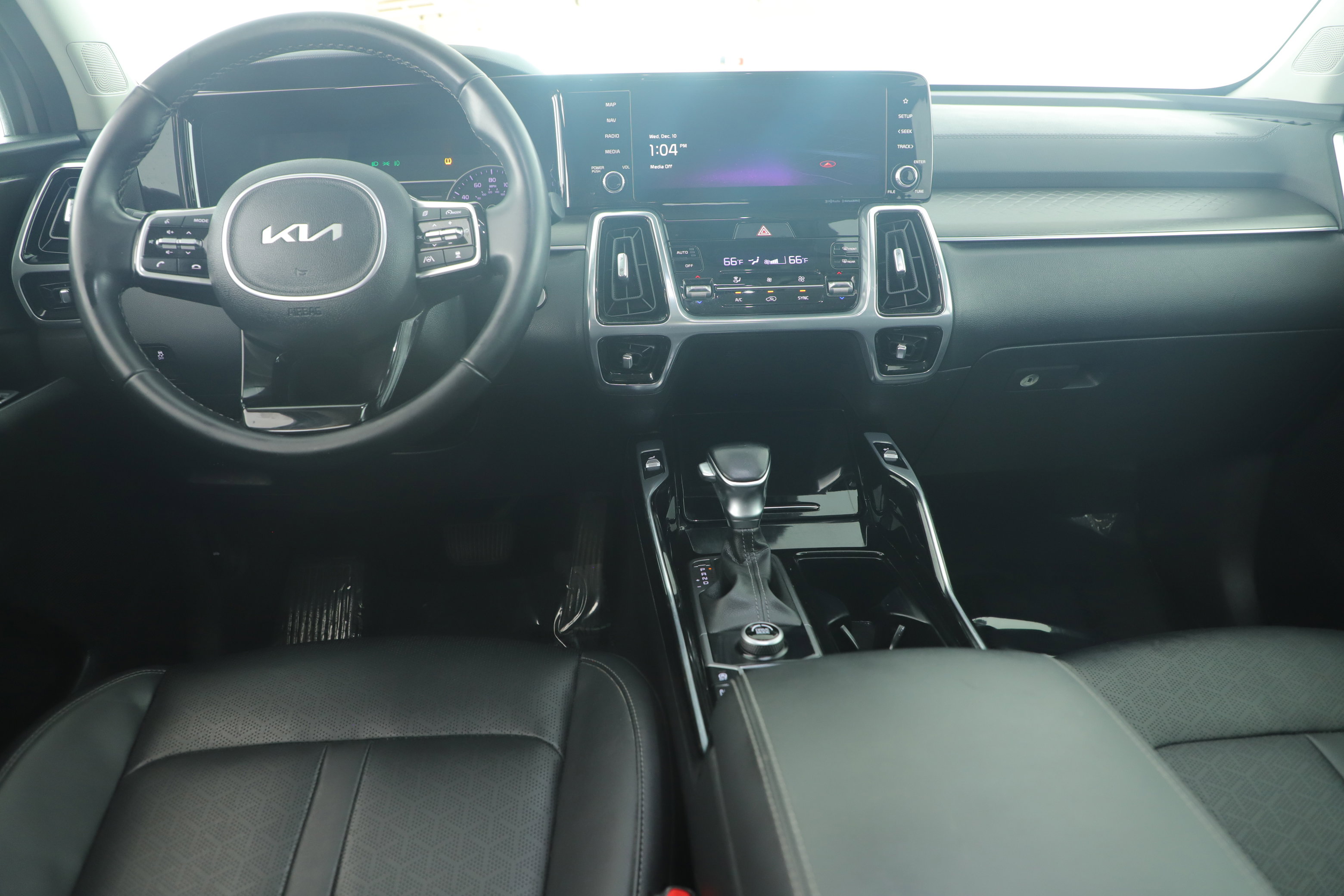 Used 2022 Kia Sorento SX image 19