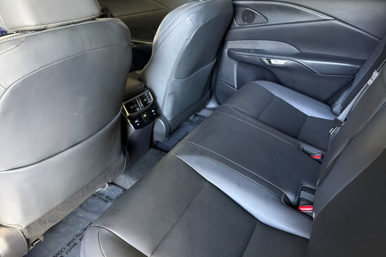 Used 2024 Lexus RX 350h w/ Convenience Package AWD/4WD image 4
