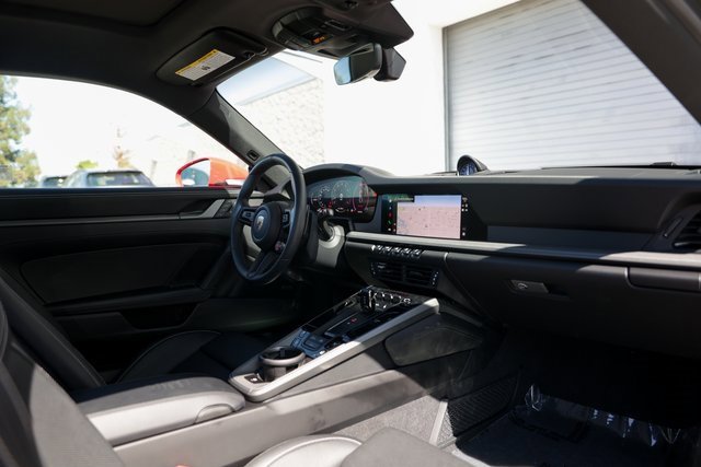 Certified 2025 Porsche 911 Carrera image 24