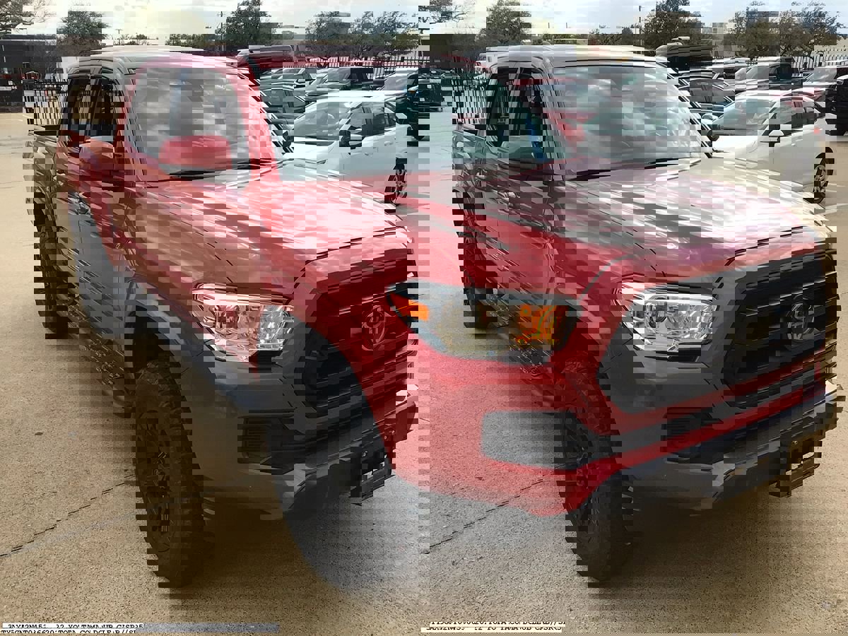 Used 2022 Toyota Tacoma SR w/ SR Convenience Package image 4
