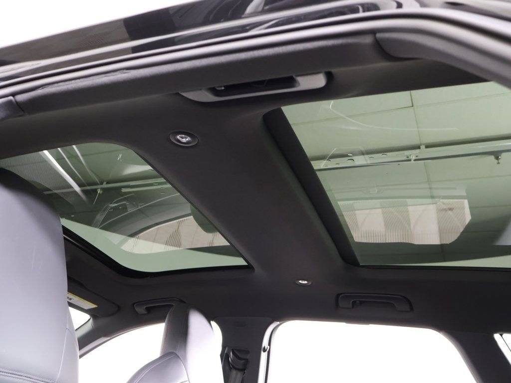 Used 2025 Audi RS 6 performance image 23