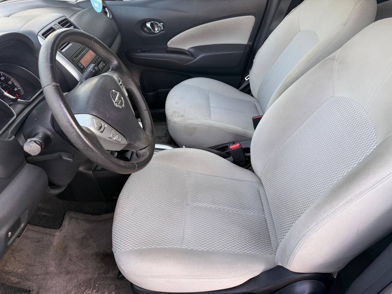 Used 2014 Nissan Versa Note SV FWD image 19