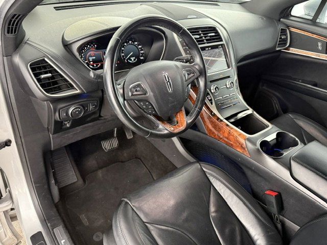 Used 2018 Lincoln MKX Reserve FWD image 9