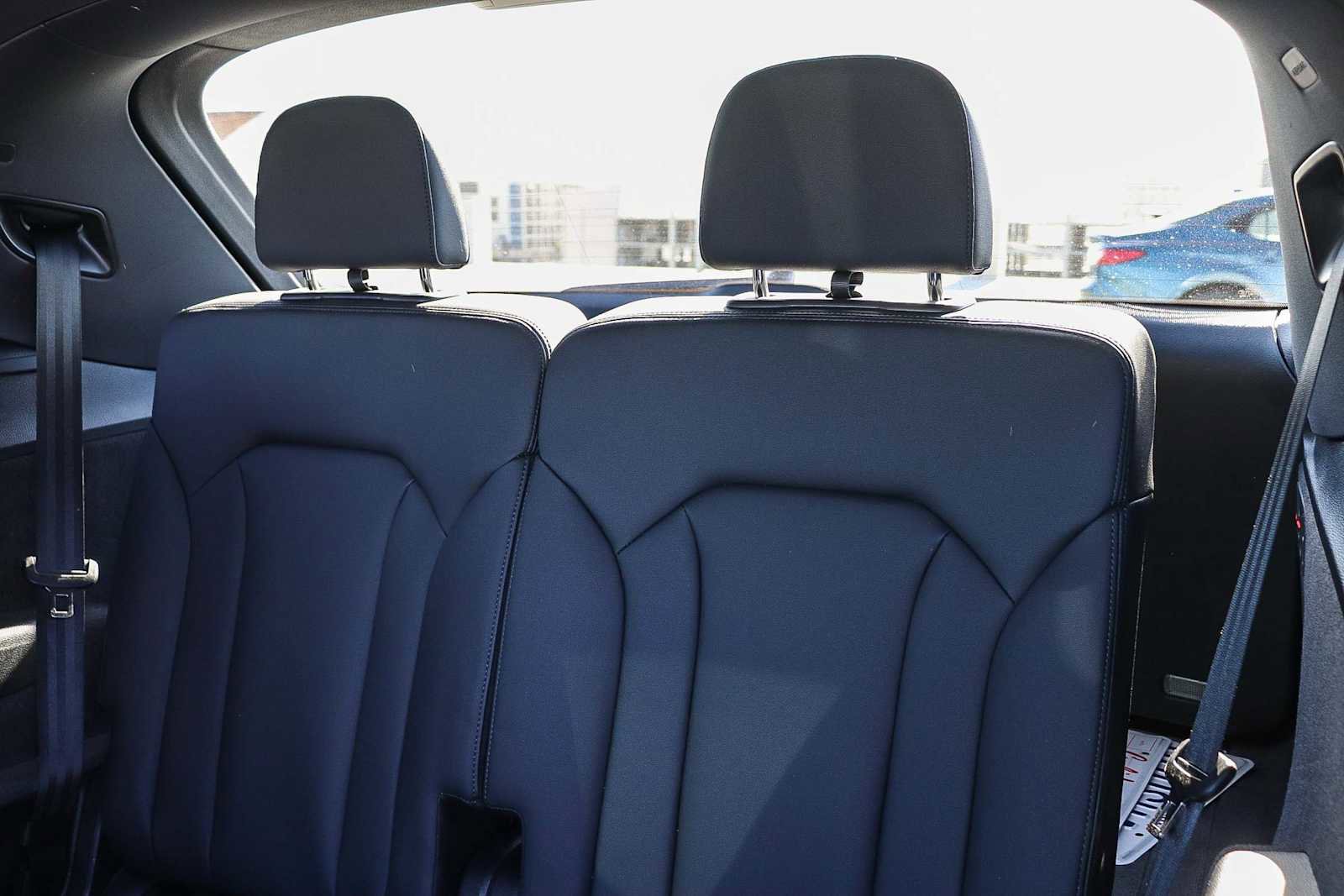 Used 2025 Audi Q7 2.0T Premium w/ Convenience Plus Package image 26