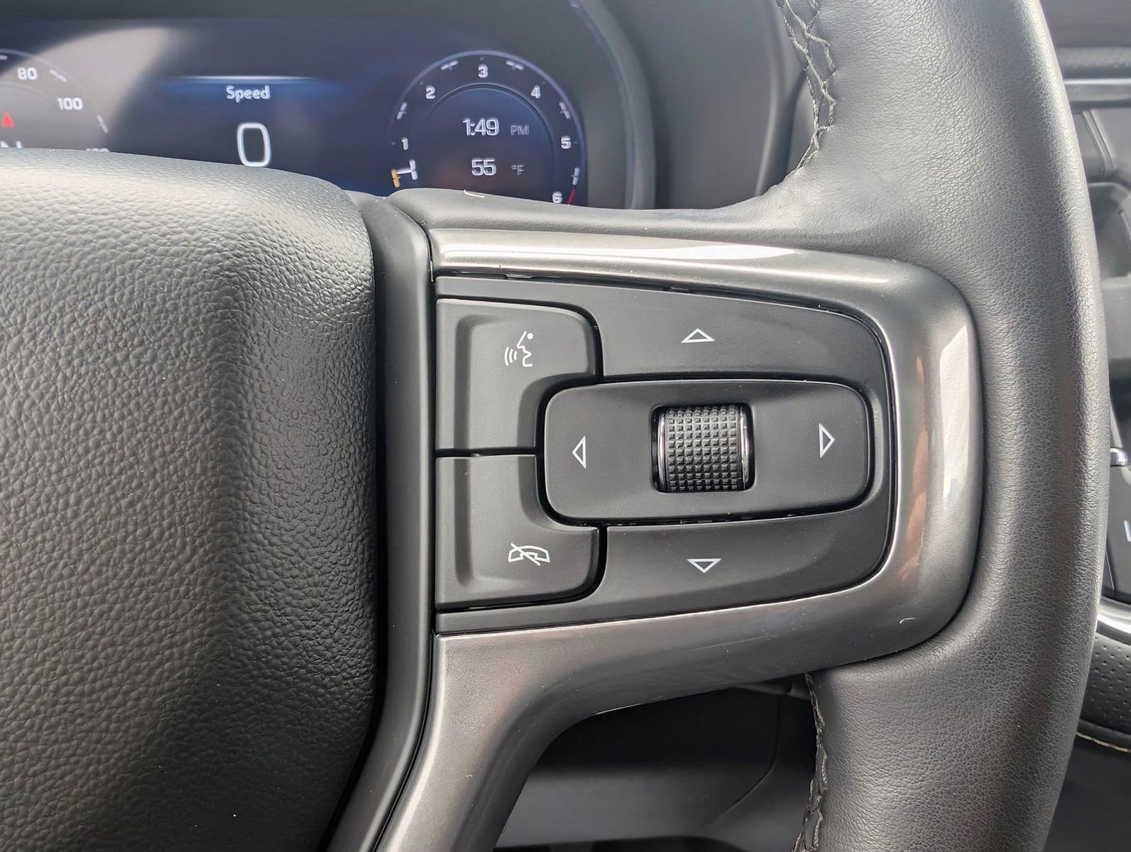 Used 2024 Chevrolet Suburban Premier AWD/4WD image 16