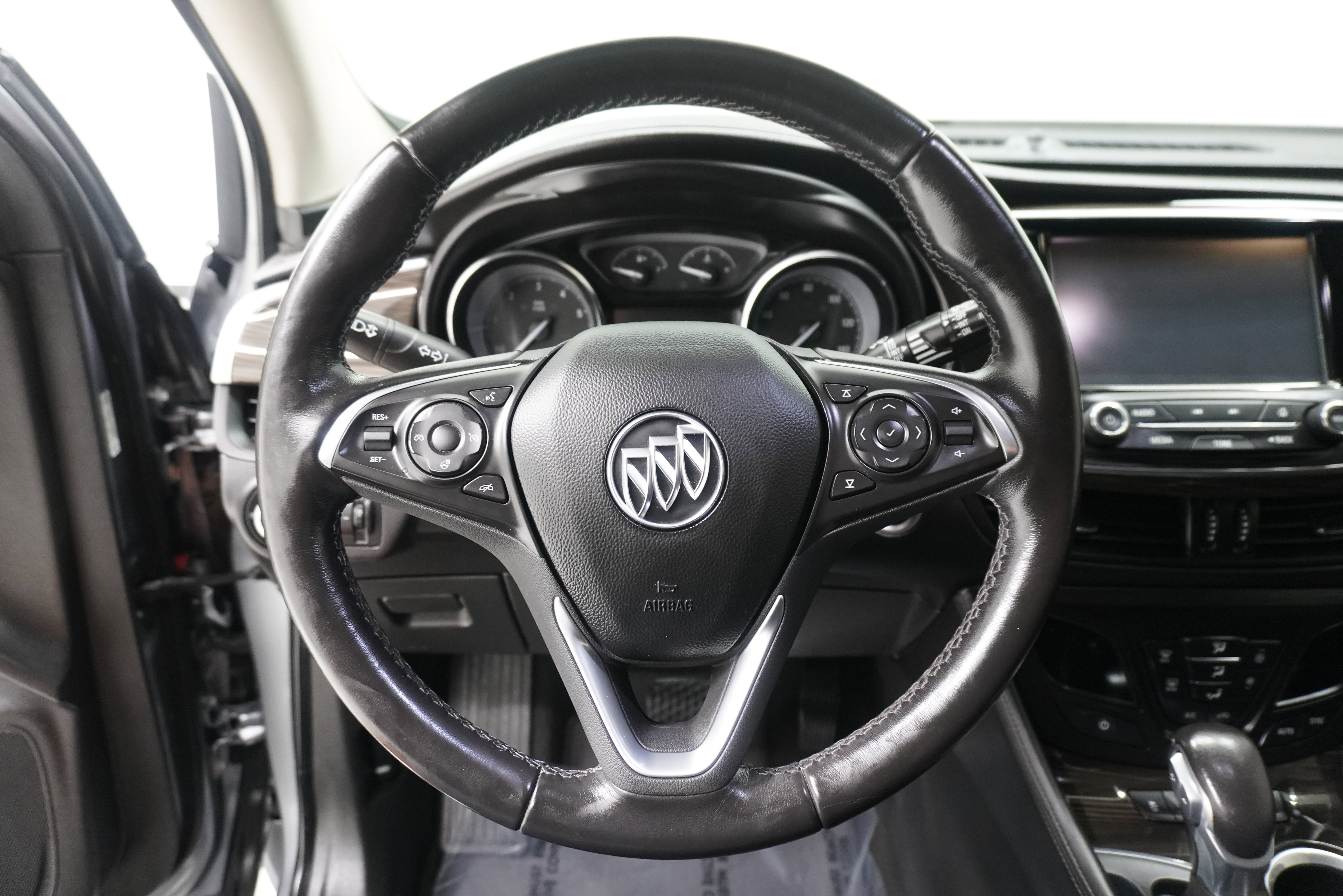 Used 2020 Buick Envision Essence image 17