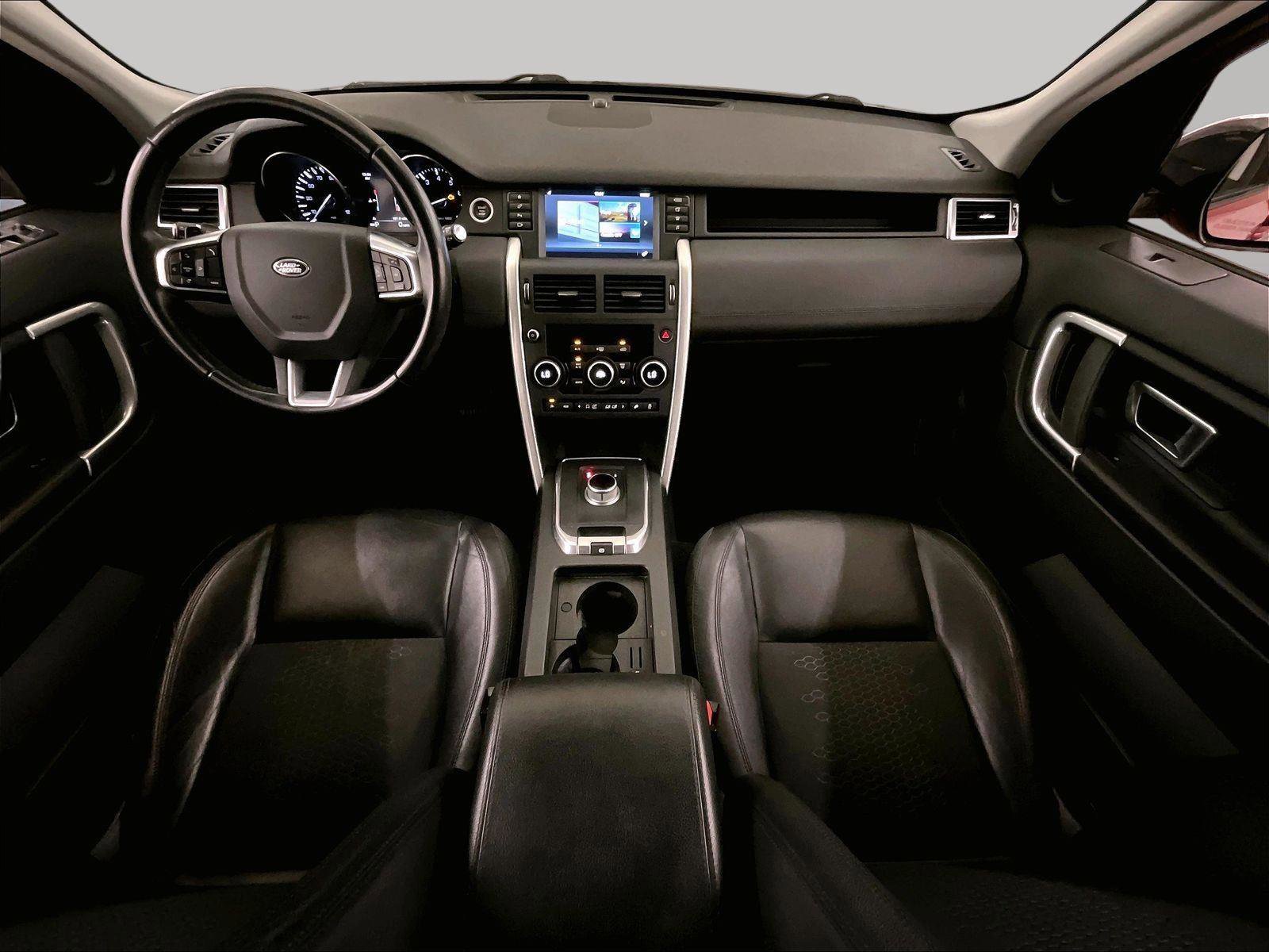 Used 2016 Land Rover Discovery Sport SE image 14