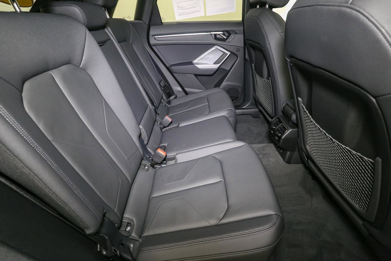 Used 2025 Audi Q3 2.0T Premium Plus w/ Premium Plus Package AWD/4WD image 24