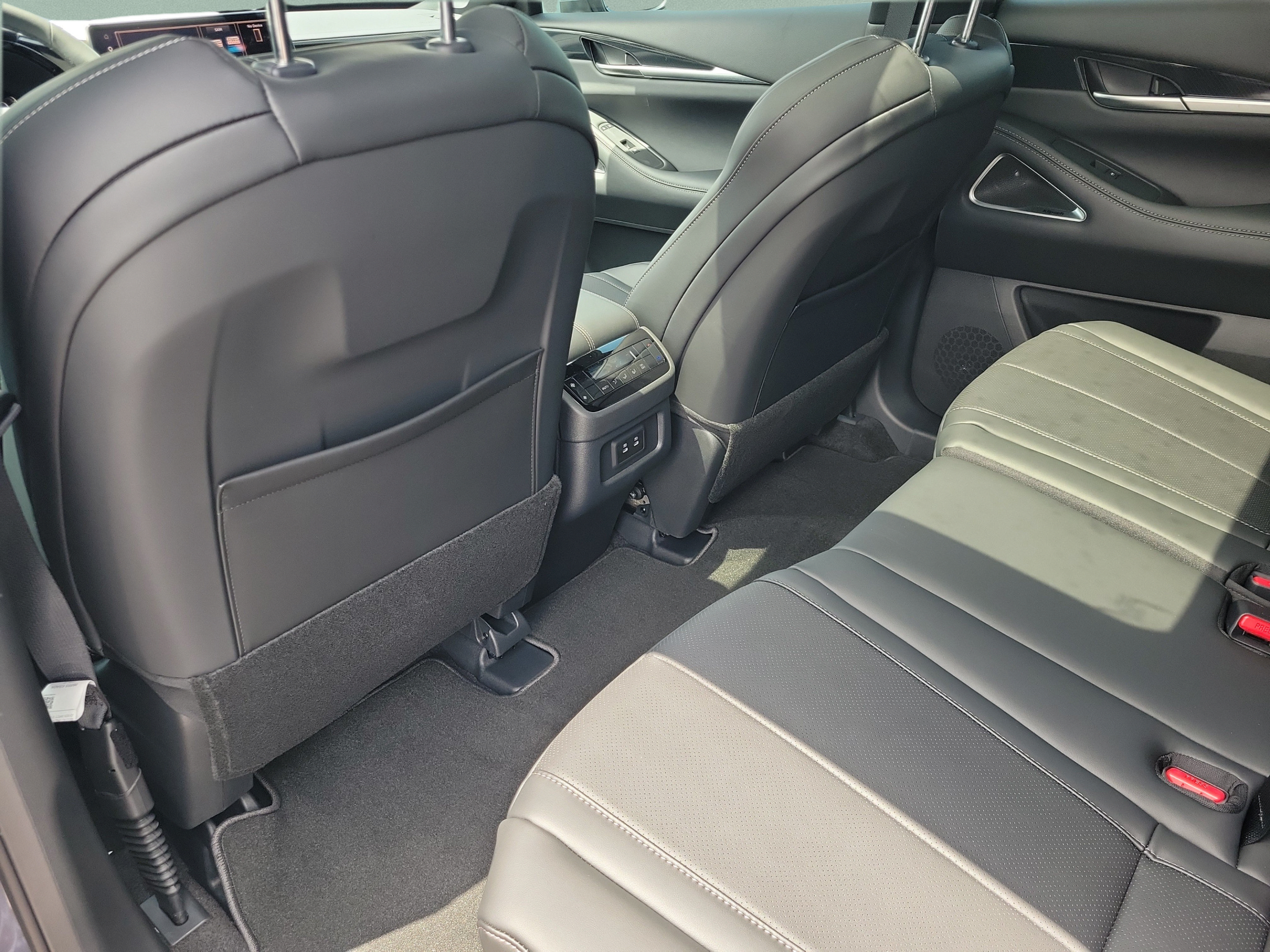 New 2027 INFINITI QX65 Sport w/ Cargo Package AWD/4WD image 24