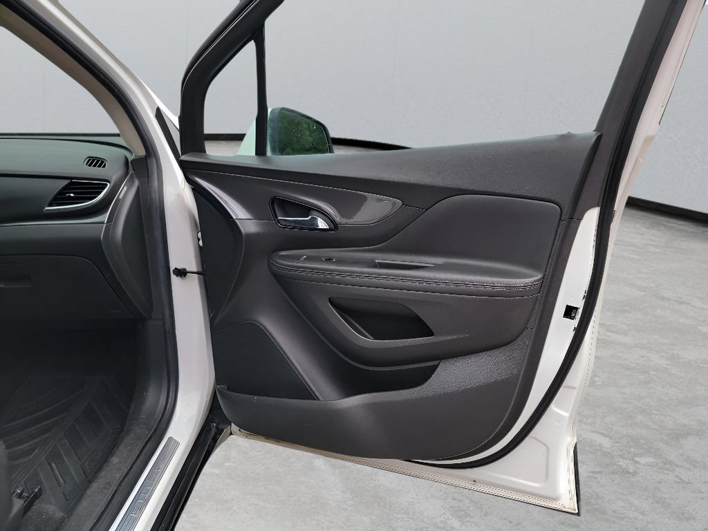Used 2019 Buick Encore Preferred FWD image 31