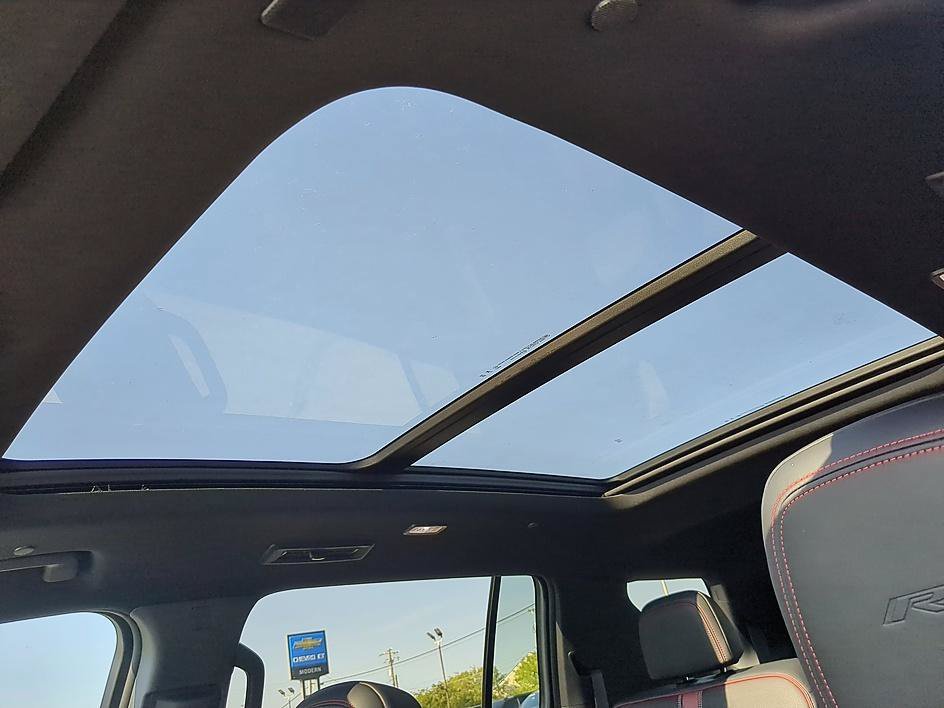 New 2027 Chevrolet Traverse RS AWD/4WD image 28