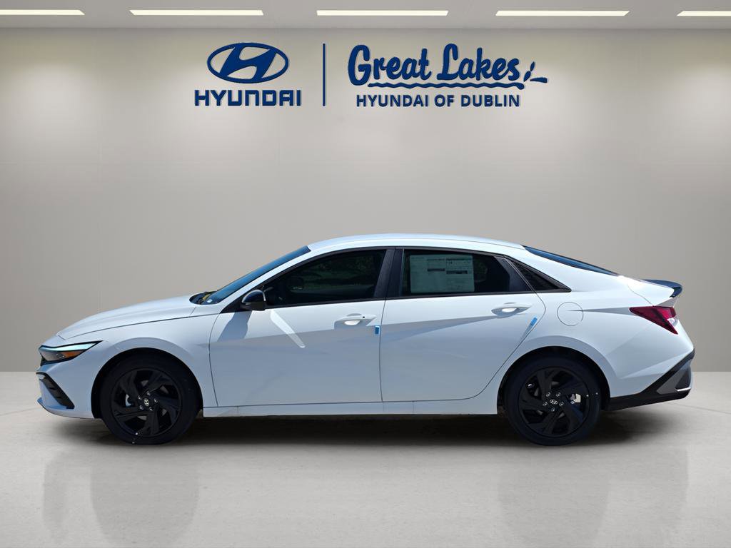 New 2026 Hyundai Elantra Sport image 2