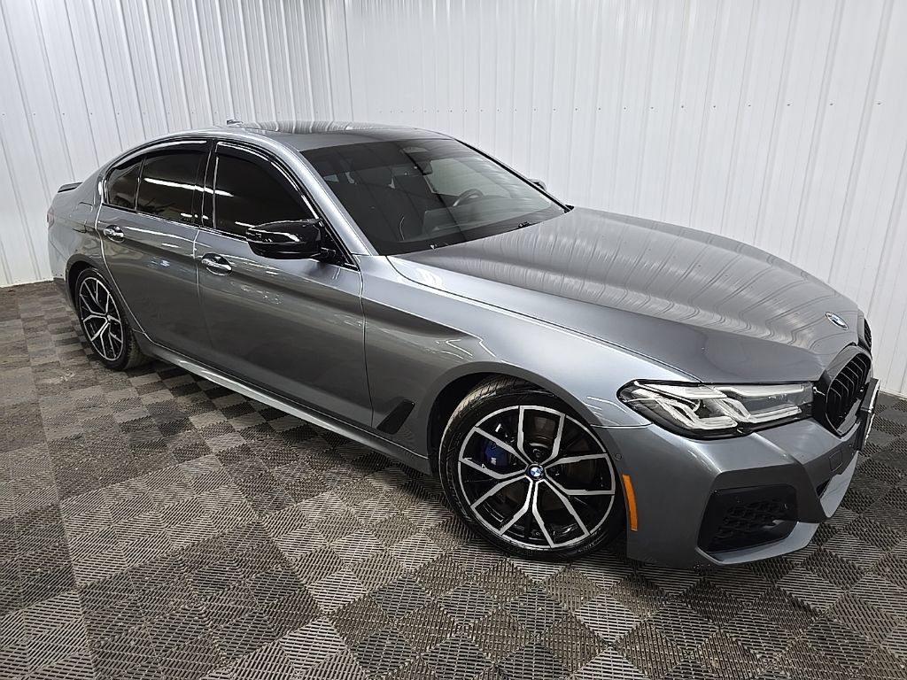 Used 2021 BMW M550i xDrive w/ Executive Package AWD/4WD image 7