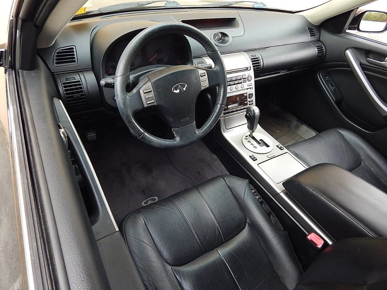 Used 2004 INFINITI G35 Sedan w/ Sport-Tuned Suspension Pkg image 12