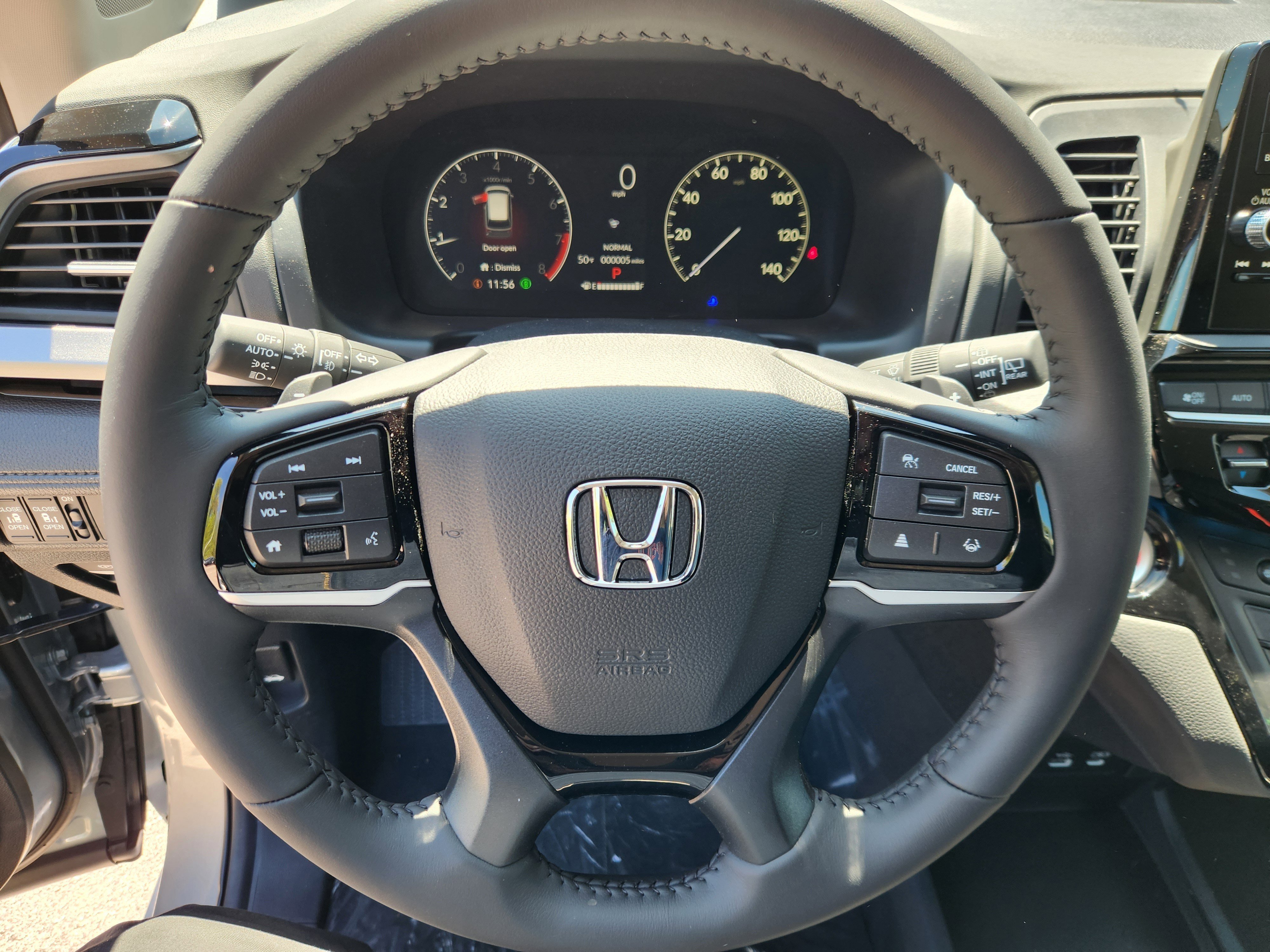 New 2026 Honda Odyssey Touring image 9