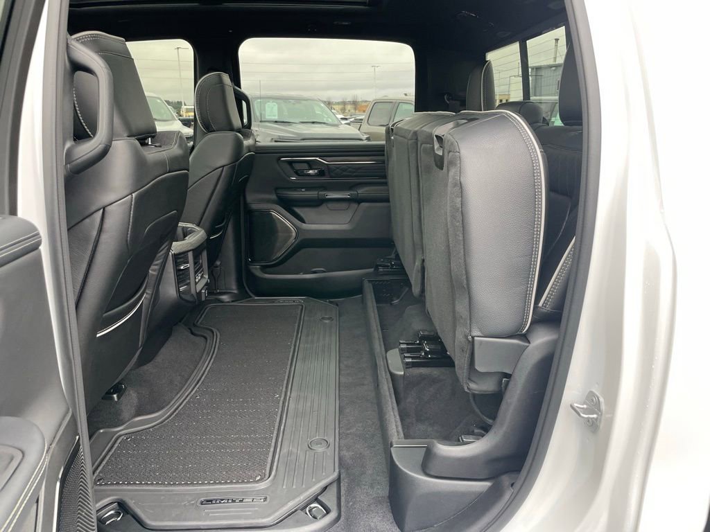 Used 2025 RAM 1500 Limited AWD/4WD image 66
