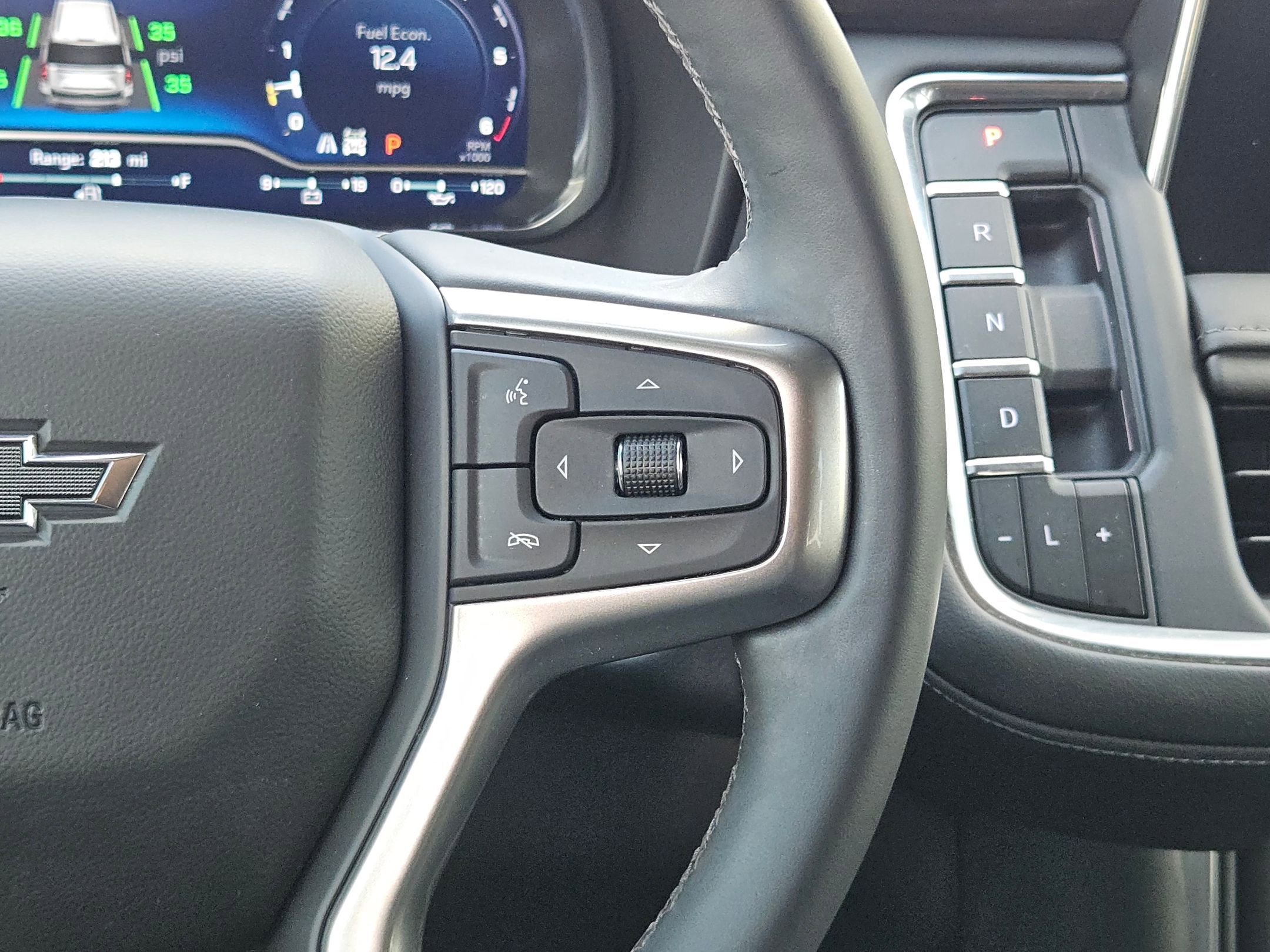 Certified 2024 Chevrolet Tahoe Z71 w/ Luxury Package image 22