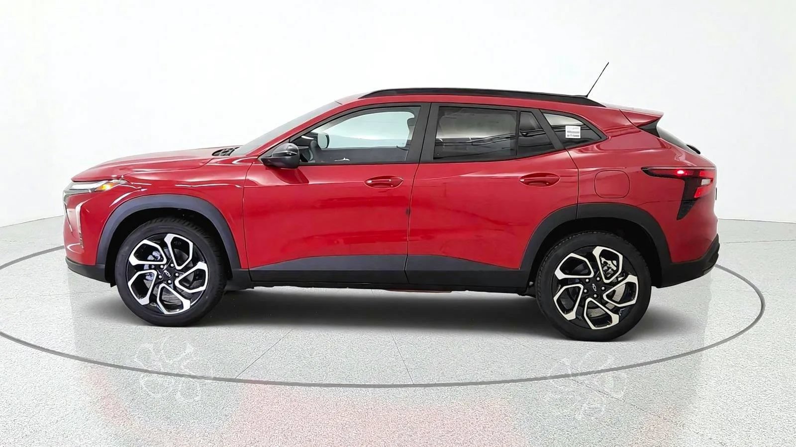 New 2026 Chevrolet Trax RS w/ Driver Confidence Package FWD image 5