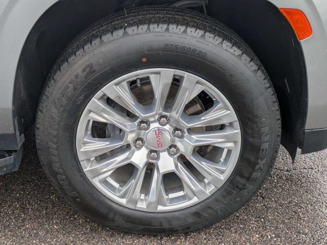 Used 2024 GMC Yukon Denali RWD image 11