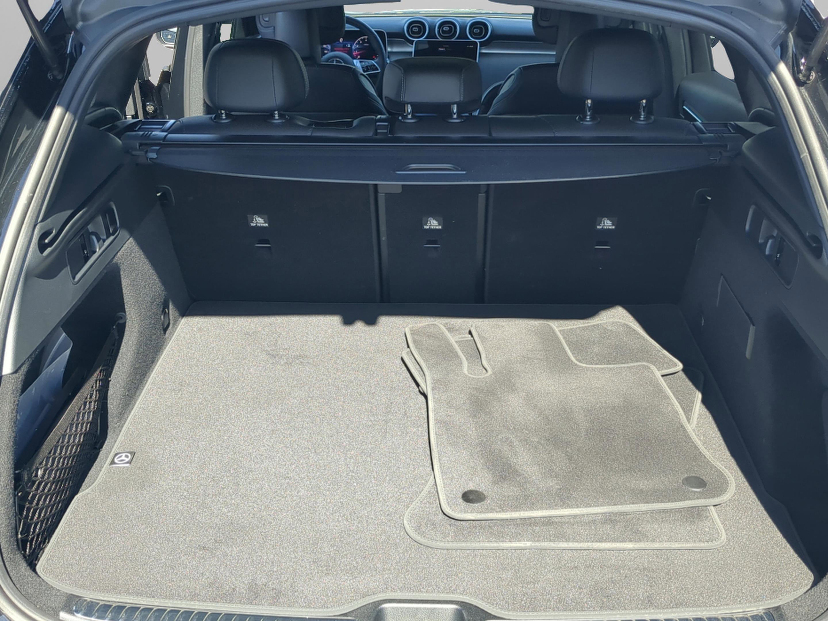 Certified 2025 Mercedes-Benz GLC 300 image 8