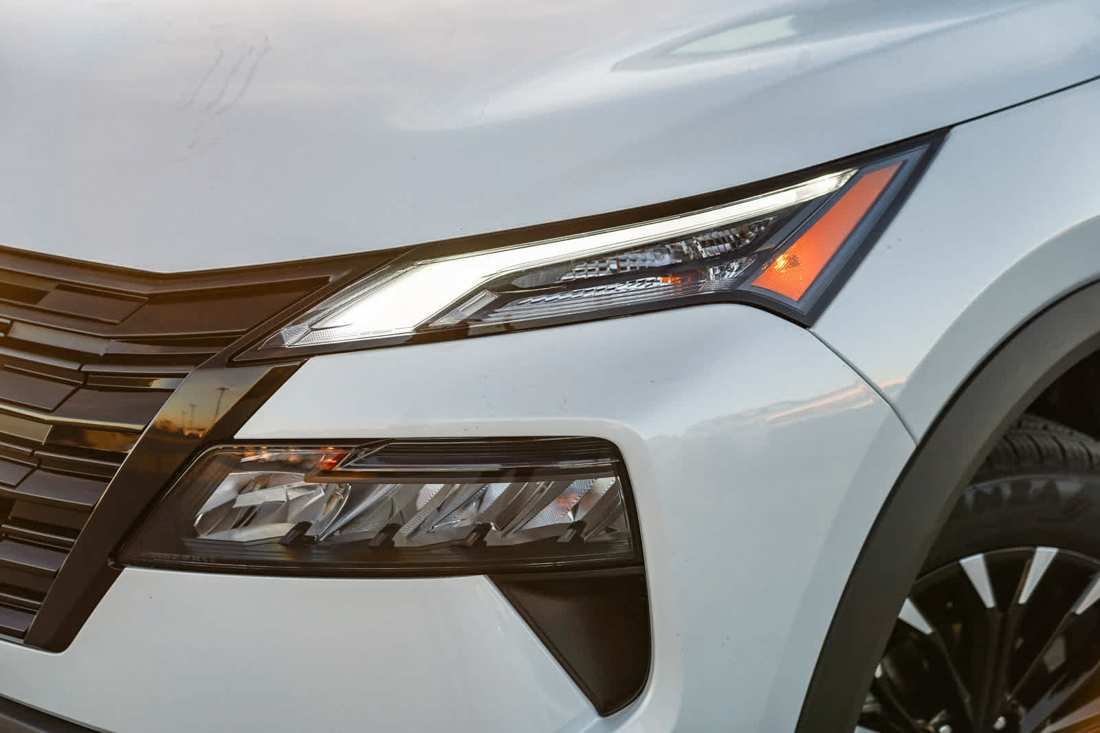 New 2026 Nissan Rogue Dark Armor FWD image 2