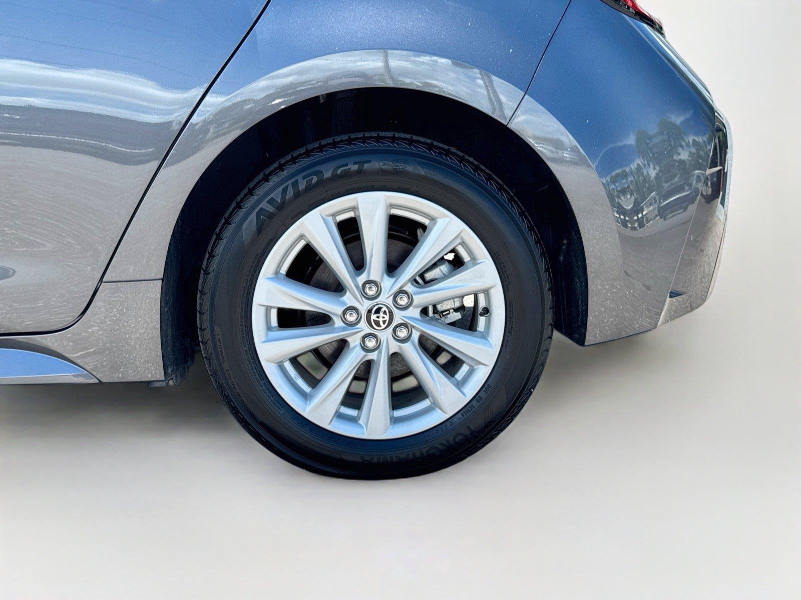 Used 2026 Toyota Corolla SE FWD image 33