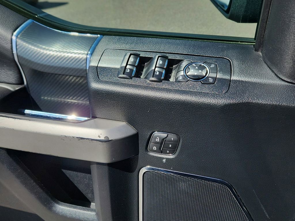 Used 2019 Ford F150 Lariat w/ Equipment Group 502A Luxury AWD/4WD image 14