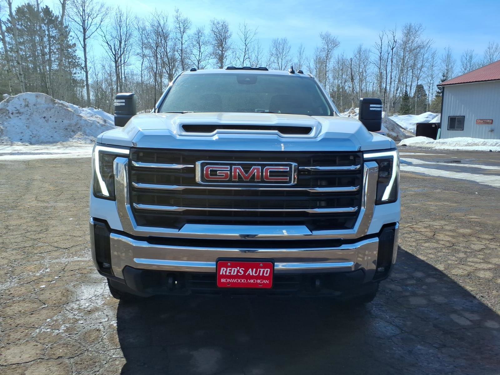 Used 2024 GMC Sierra 2500 SLE w/ SLE Convenience Package AWD/4WD image 9