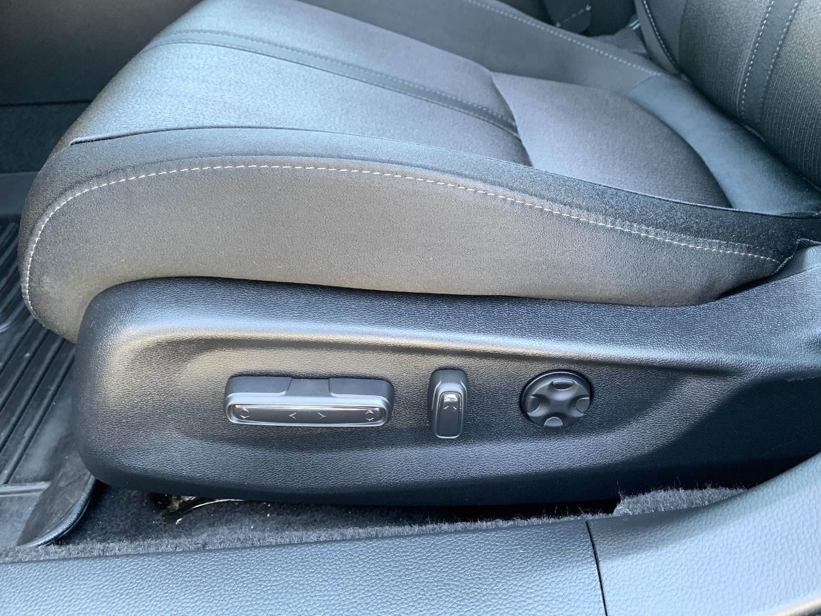 Used 2018 Honda Accord EX image 34