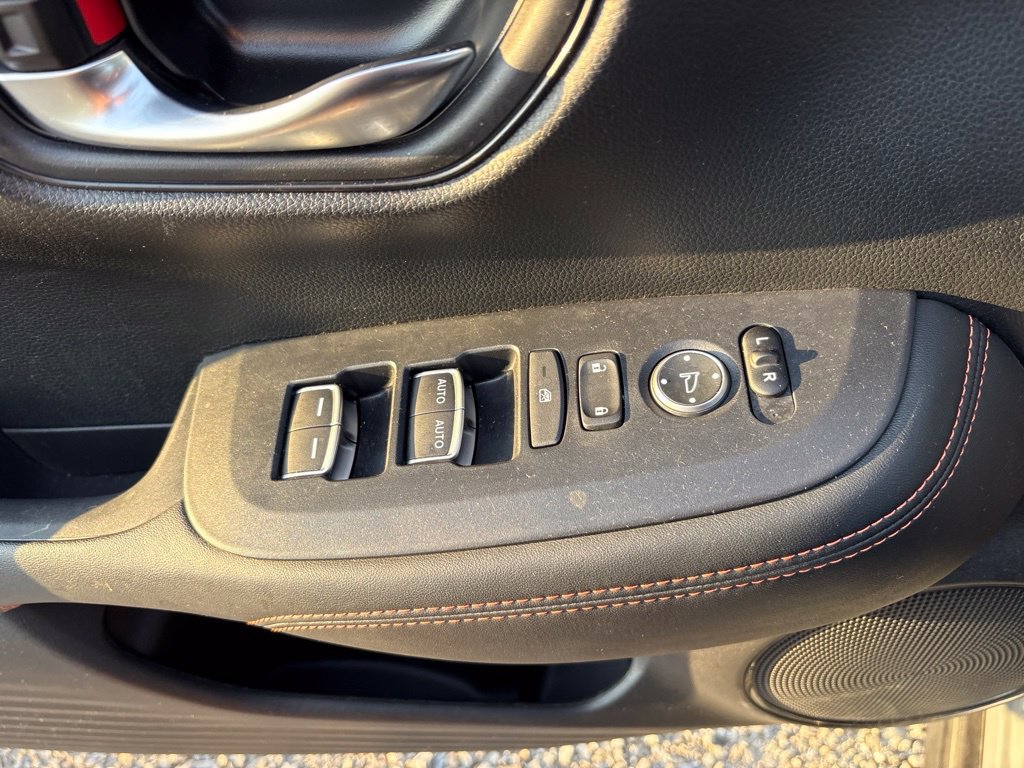 Used 2024 Honda HR-V Sport image 17