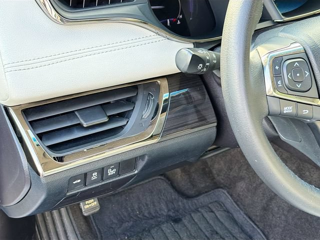 Used 2015 Toyota Avalon XLE Touring FWD image 10
