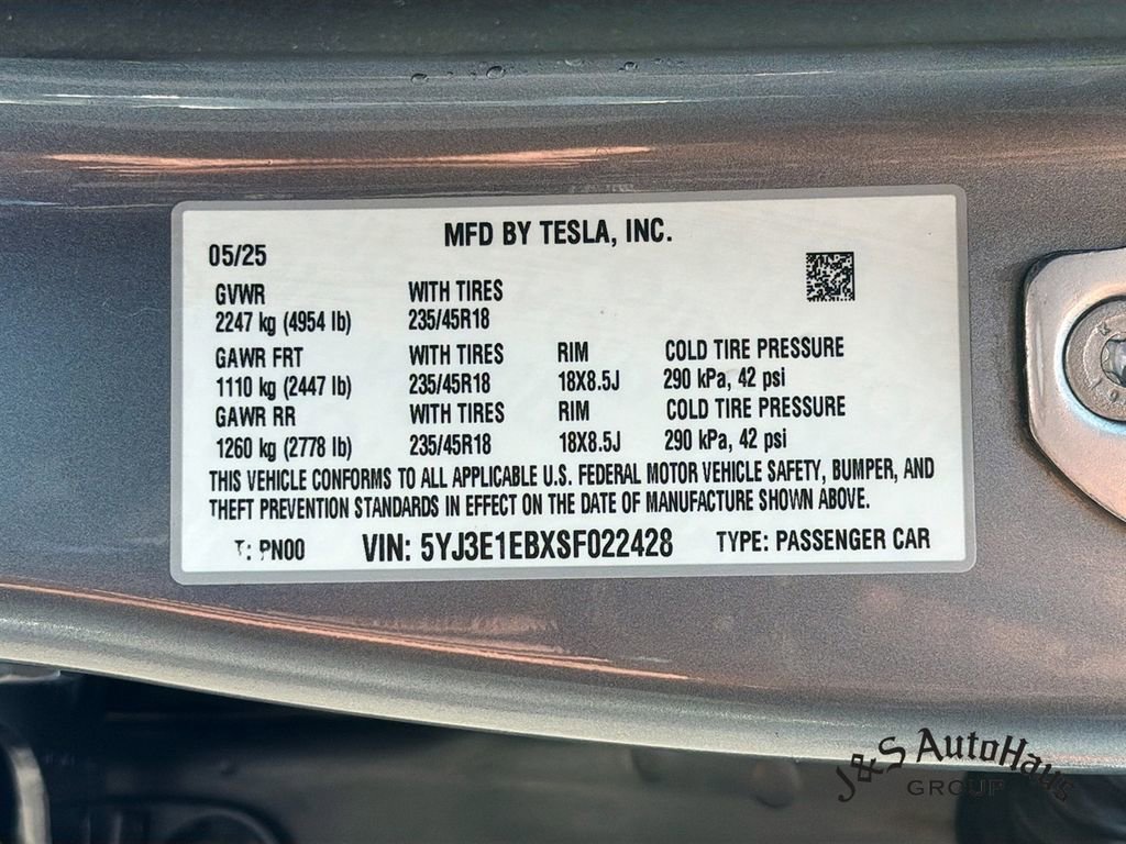 Used 2025 Tesla Model 3 Long Range AWD/4WD image 41