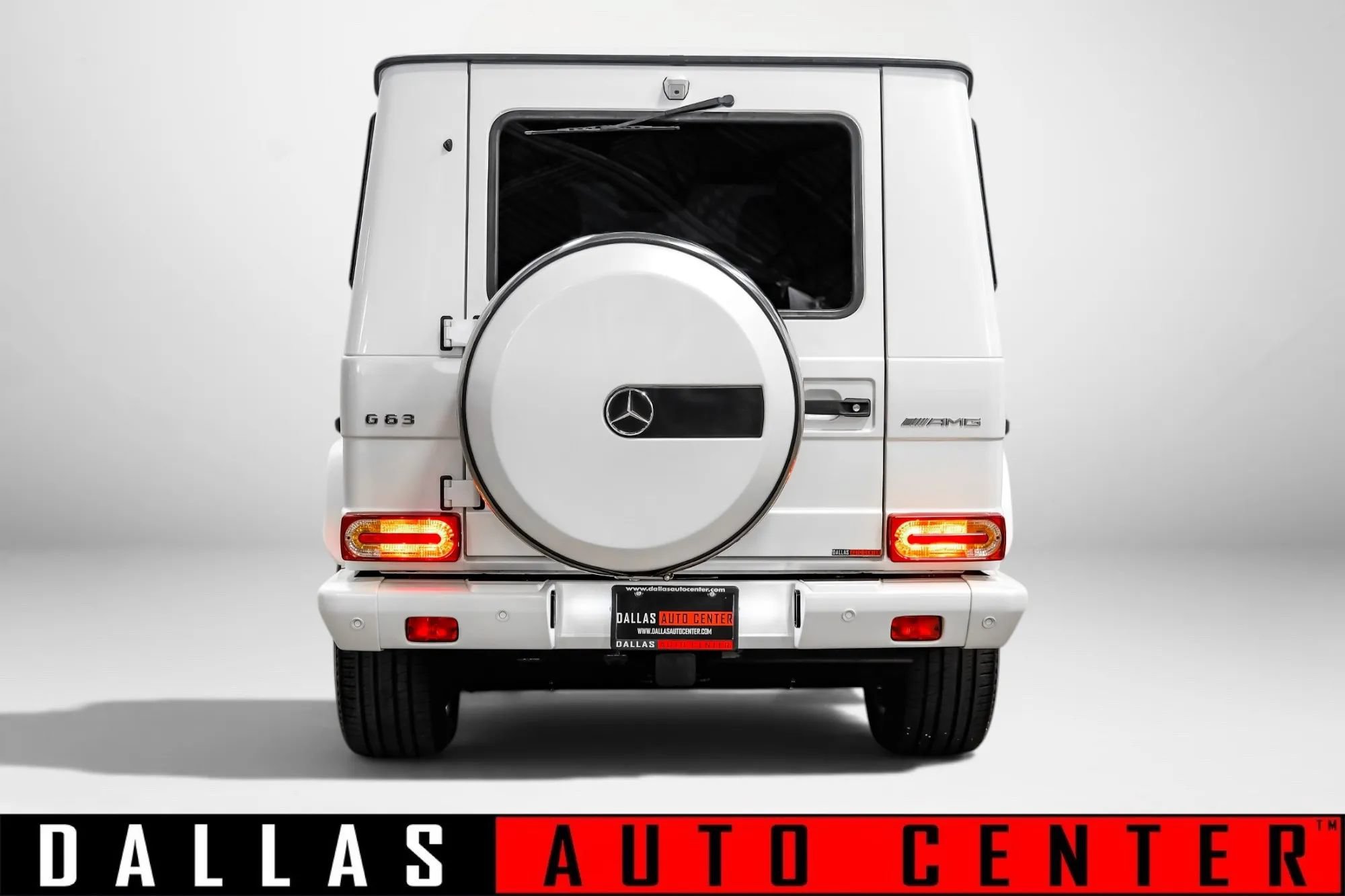 Used 2015 Mercedes-Benz G 63 AMG 4MATIC w/ PA6 Package image 5