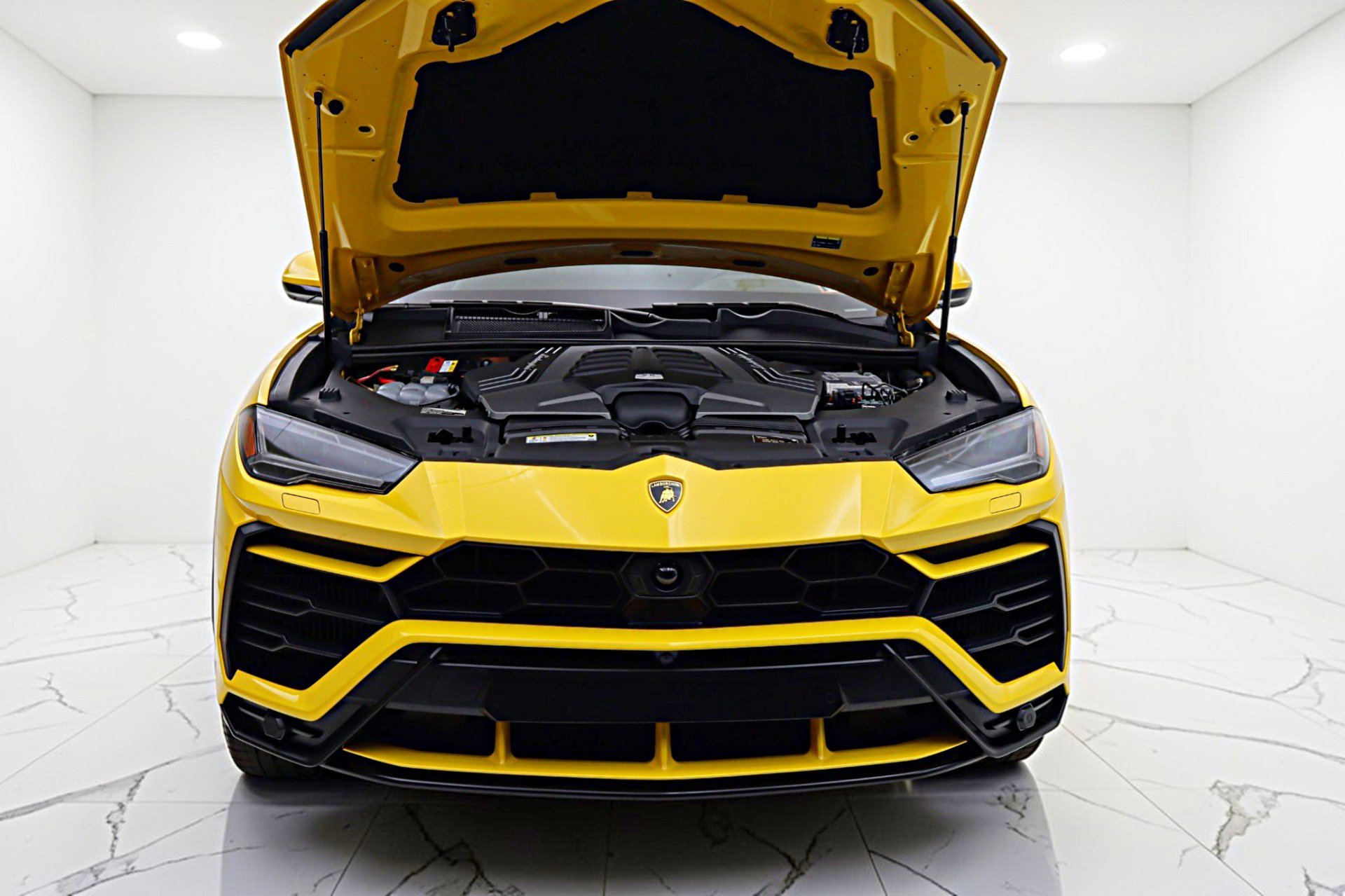 Used 2022 Lamborghini Urus image 23