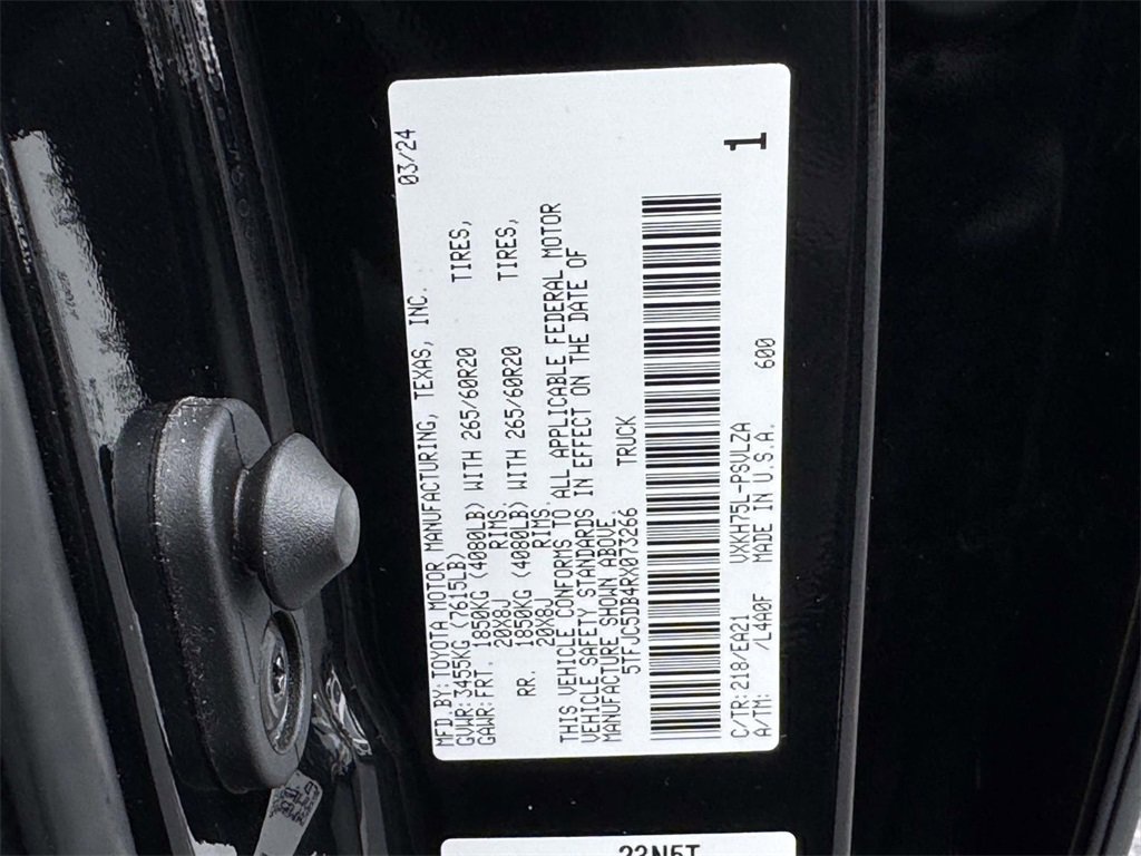 Used 2024 Toyota Tundra Limited image 28