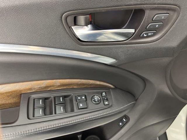 Used 2017 Acura MDX SH-AWD w/ Advance Package image 32